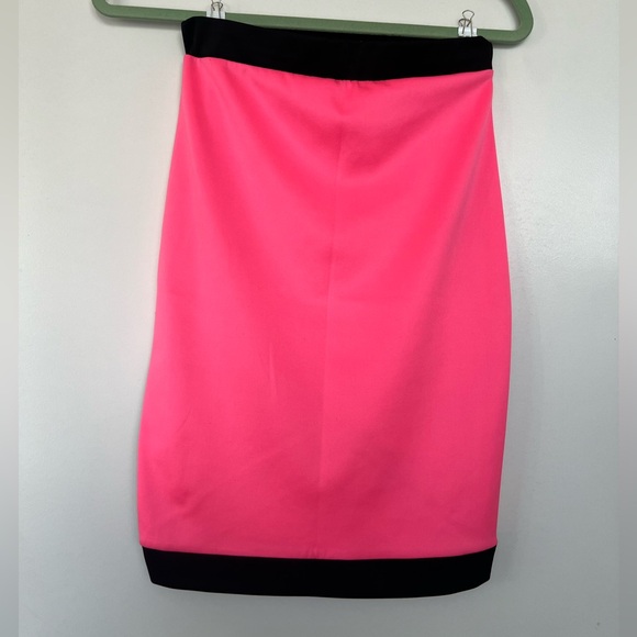 Pink and Black Retro Mini Skirt - Picture 3 of 4